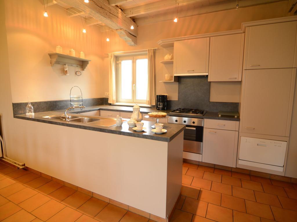 Charming Holiday Home In Zele Near The Forest Bagian luar foto